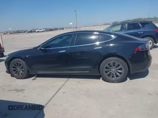 2020 Tesla Model S Long Range with VIN 5YJSA1E27LF397346, listed as a IAAI auction lot 40579015 with 43,779 mi miles and . Bid and sale history available at DreamBid. Image 14.