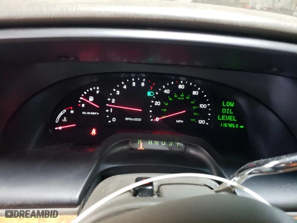 2000 Lincoln Continental with VIN 1LNHM97V2YY760288, listed as a Copart auction lot 80894624 with 115,785 mi miles and Salvage Title. Bid and sale history available at carsss.com. Image 9.