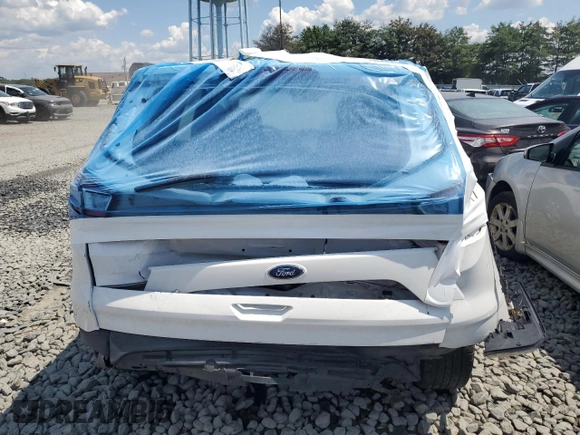 2018 Ford Escape S with VIN 1FMCU0F76JUD06292, listed as a Copart auction lot 56584245 with 136,973 mi miles and Salvage title. Bid and sale history available at DreamBid. Image 6.