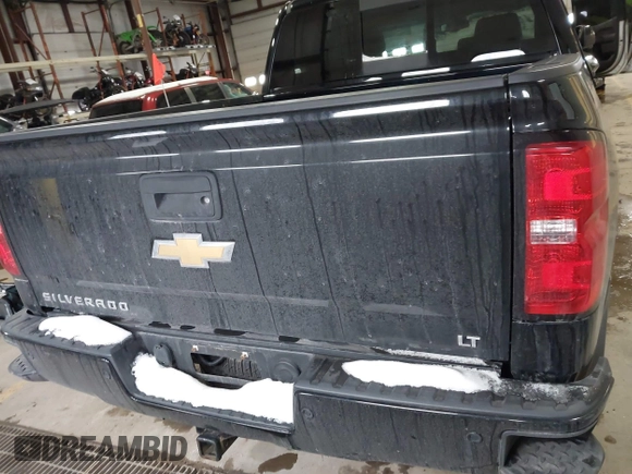 2018 Chevrolet Silverado 1500 LT with VIN 3GCUKREC2JG178119, listed as a IAAI auction lot 41609027 with Not Provided miles. Bid and sale history available at carsss.com. Image 17.