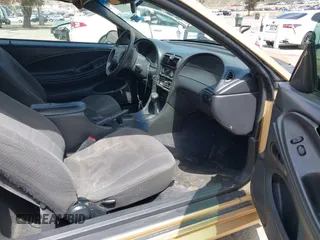 2000 Ford Mustang with VIN 1FAFP4445YF156141, listed as a IAAI auction lot 41933967 with 1 mi miles. Bid and sale history available at carsss.com. Image 5.