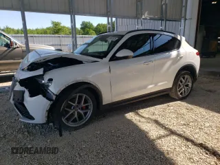 2018 Alfa Romeo Stelvio Sport z VIN ZASFAKPNXJ7B84870, wystawiony jako Copart lot #57651575 z przebiegiem 115 301 mil mil oraz Szkoda całkowita • Salvage title. Historia ofert i sprzedaży dostępna na DreamBid. Obrazek 1.