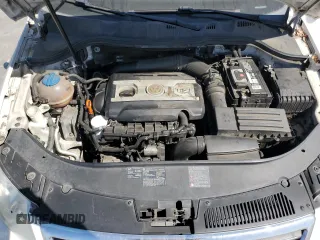 2008 Volkswagen Passat Komfort z VIN WVWAK73C58E198957, wystawiony jako Copart lot #58954865 z przebiegiem 166 468 mil mil oraz Czysty tytuł • Clean title. Historia ofert i sprzedaży dostępna na DreamBid. Obrazek 11.