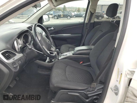 2018 Dodge Journey SXT z VIN 3C4PDCBB3JT146657, wystawiony jako Copart lot #50234685 z przebiegiem 173 824 mil mil oraz Szkoda całkowita • Salvage title. Historia ofert i sprzedaży dostępna na DreamBid. Obrazek 7.