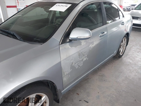 2005 Acura TSX with VIN JH4CL96875C013564, listed as a IAAI auction lot 42629238 with 227,653 mi miles and . Bid and sale history available at DreamBid. Image 12.