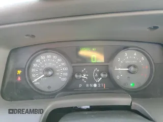 2006 Mercury Grand Marquis LS Premium with VIN 2MEHM75V66X628593, listed as a Copart auction lot 52892815 with 105,881 mi miles and Non Repairable. Bid and sale history available at DreamBid. Image 9.