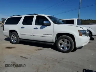 2008 Chevrolet Suburban LTZ with VIN 3GNFC160X8G215320, listed as a Copart auction lot 76341774 with 251,891 mi miles and Salvage Title. Bid and sale history available at carsss.com. Image 4.