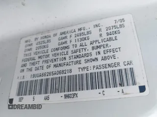 2005 Acura TL with VIN 19UUA66265A068218, listed as a IAAI auction lot 41903853 with 187,846 mi miles. Bid and sale history available at carsss.com. Image 9.