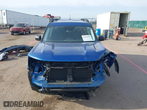 2024 Ford Bronco Sport Big Bend z VIN 3FMCR9B60RRE32685, wystawiony jako IAAI lot #42192178 z przebiegiem 3 810 mil mil oraz . Historia ofert i sprzedaży dostępna na DreamBid. Obrazek 13.