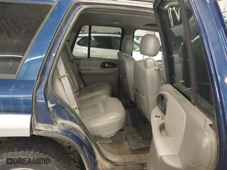 2005 Chevrolet TrailBlazer LT with VIN 1GNDT13S052136871, listed as a IAAI auction lot 41644035 with 174,070 mi miles. Bid and sale history available at carsss.com. Image 8.