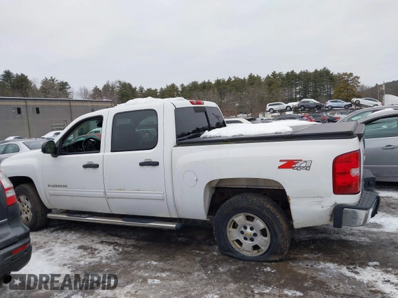 2010 Chevrolet Silverado 1500 LT with VIN 3GCRKSE32AG259148, listed as a IAAI auction lot 41518065 with 97,611 mi miles and . Bid and sale history available at DreamBid. Image 14.