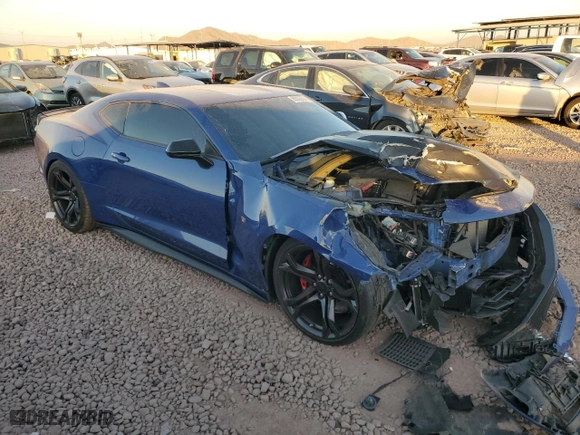 2019 Chevrolet Camaro 1SS with VIN 1G1FE1R73K0137057, listed as a Copart auction lot 86335504 with 33,960 mi miles and Salvage Title. Bid and sale history available at carsss.com. Image 4.