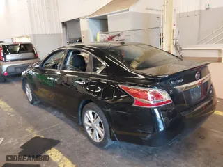 2015 Nissan Altima 2.5 SV with VIN 1N4AL3AP3FC567115, listed as a IAAI auction lot 40620700 with 178,073 mi miles. Bid and sale history available at carsss.com. Image 3.