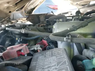 2004 Toyota Tacoma z VIN 5TENL42N74Z385687, wystawiony jako IAAI lot #42140317 z przebiegiem 218 595 mil mil oraz . Historia ofert i sprzedaży dostępna na DreamBid. Obrazek 19.