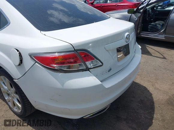 2011 Mazda 6 S Touring Plus with VIN 1YVHZ8CB5B5M18929, listed as a IAAI auction lot 42137560 with 202,040 mi miles and . Bid and sale history available at carsss.com. Image 6.