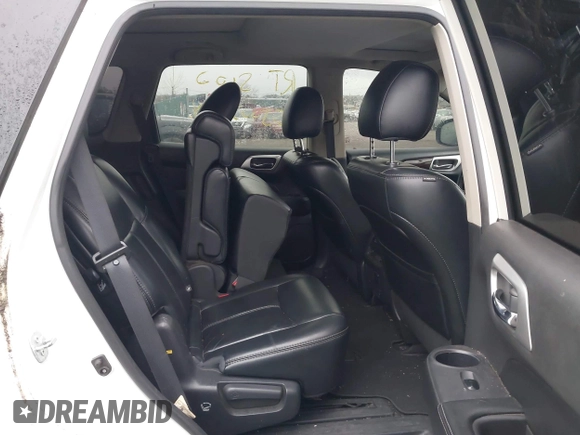 2016 Nissan Pathfinder Platinum with VIN 5N1AR2MM0GC618975, listed as a IAAI auction lot 41961002 with Not Provided miles. Bid and sale history available at carsss.com. Image 8.
