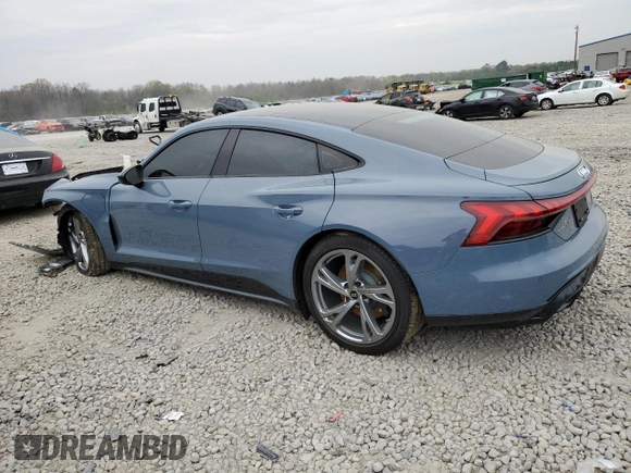 2022 Audi e-tron GT Premium Plus z VIN WAUFJBFW2N7008708, wystawiony jako Copart lot #47915324 z przebiegiem 27 193 mil mil oraz . Historia ofert i sprzedaży dostępna na DreamBid. Obrazek 2.