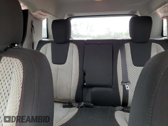 2013 GMC Terrain SLE z VIN 2GKALMEK2D6197252, wystawiony jako Copart lot #57682465 z przebiegiem 163 656 mil mil oraz Szkoda całkowita • Salvage title. Historia ofert i sprzedaży dostępna na DreamBid. Obrazek 10.