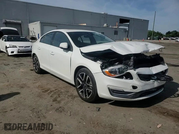 2017 Volvo S60 Dynamic z VIN YV140MTL6H2420113, wystawiony jako Copart lot #54386545 z przebiegiem 96 854 mil mil oraz Szkoda całkowita • Salvage title. Historia ofert i sprzedaży dostępna na DreamBid. Obrazek 13.