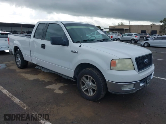 2004 Ford F-150 STX with VIN 1FTRX12W84NC29545, listed as a IAAI auction lot 41921712 with 304,891 mi miles. Bid and sale history available at carsss.com. Image 1.