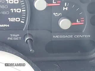 2005 Ford Explorer z VIN 1FMDU75K75ZA57352, wystawiony jako IAAI lot #42134980 z przebiegiem Nie podano mil oraz . Historia ofert i sprzedaży dostępna na DreamBid. Obrazek 16.