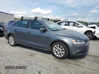 2013 Volkswagen Jetta SE z VIN 3VWDP7AJ7DM209538, wystawiony jako Copart lot #59799815 z przebiegiem 117 073 mil mil oraz Szkoda całkowita • Salvage title. Historia ofert i sprzedaży dostępna na DreamBid. Obrazek 4.