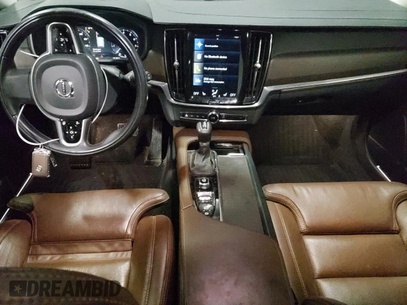 2018 Volvo V90 with VIN YV4A22NL8J1021670, listed as a Copart auction lot 36056013 with 63,342 mi miles and . Bid and sale history available at DreamBid. Image 8.