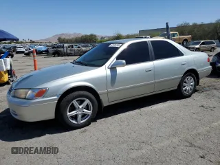 2000 Toyota Camry CE with VIN JT2BG22KXY0492183, listed as a Copart auction lot 52596705 with 181,840 mi miles and Salvage Title. Bid and sale history available at carsss.com. Image 1.