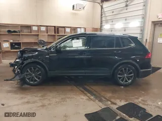 2022 Volkswagen Tiguan SE with VIN 3VV2B7AX0NM111869, listed as a IAAI auction lot 41621479 with 24,395 mi miles. Bid and sale history available at carsss.com. Image 15.
