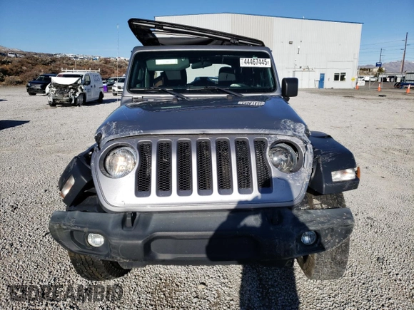 2019 Jeep Wrangler Unlimited Sport with VIN 1C4HJXDG9KW561720, listed as a Copart auction lot 44467445 with 69,290 mi miles and Salvage title. Bid and sale history available at DreamBid. Image 5.