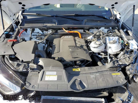 2024 Audi Q5 S line Premium with VIN WA1G2AFY0R2101708, listed as a Copart auction lot 44791195 with 7,088 mi miles and Salvage title. Bid and sale history available at DreamBid. Image 11.