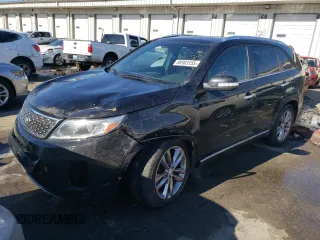 2014 Kia Sorento SX with VIN 5XYKW4A7XEG488904, listed as a Copart auction lot 88903155 with 129,983 mi miles and Salvage Title. Bid and sale history available at carsss.com. Image 1.