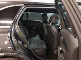 2022 Mercedes-Benz GLC 300 with VIN W1N0G8EB2NG121561, listed as a IAAI auction lot 42204953 with 22,264 mi miles and . Bid and sale history available at DreamBid. Image 8.