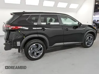 2025 Nissan Rogue SV with VIN 5N1BT3BA4SC805097, listed as a Copart auction lot 54454315 with 5,943 mi miles and Clean Title. Bid and sale history available at DreamBid. Image 3.