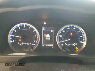2018 Toyota Highlander LE с VIN 5TDBZRFH6JS834630, выставлен на аукционе Copart как лот 59680915 с пробегом 93 904 миль миль и Списание • Salvage title. История ставок и продаж доступна на DreamBid. Изображение 9.