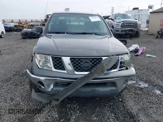 2007 Nissan Frontier SE z VIN 1N6AD06U97C442798, wystawiony jako IAAI lot #41548424 z przebiegiem 230 153 mil mil oraz . Historia ofert i sprzedaży dostępna na DreamBid. Obrazek 13.