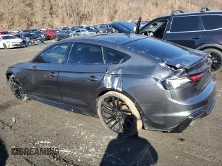 2021 Audi RS 5 Sportback z VIN WUAAWCF53MA900661, wystawiony jako Copart lot #56548885 z przebiegiem 35 564 mil mil oraz Szkody całkowita. Historia ofert i sprzedaży dostępna na DreamBid. Obrazek 2.