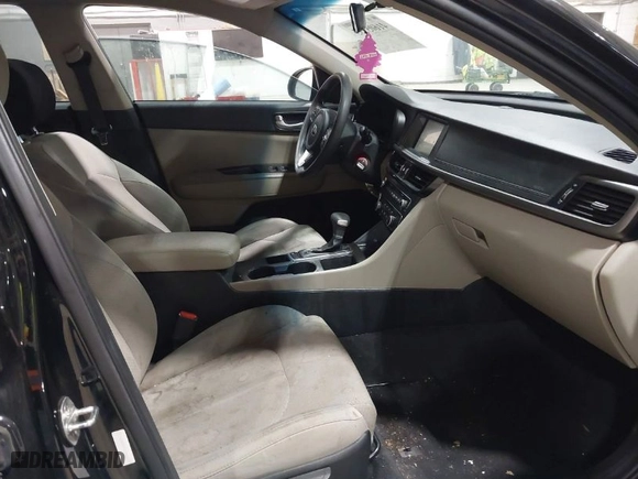 2018 Kia Optima LX with VIN 5XXGT4L30JG233167, listed as a IAAI auction lot 41605135 with 82,337 mi miles. Bid and sale history available at carsss.com. Image 5.