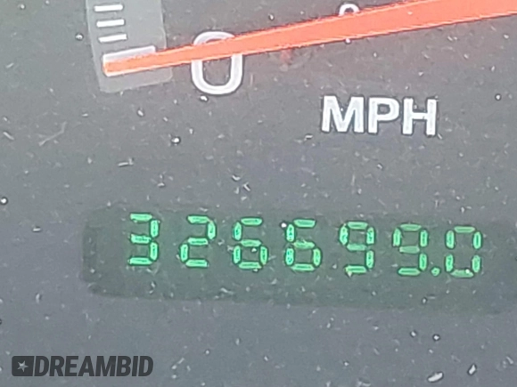 2001 Ford F-150 XLT with VIN 1FTRW08L71KC63676, listed as a IAAI auction lot 42536000 with 326,699 mi miles and . Bid and sale history available at DreamBid. Image 15.