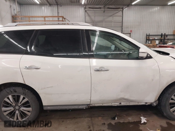 2020 Nissan Pathfinder SL z VIN 5N1DR2CM3LC596348, wystawiony jako IAAI lot #41541246 z przebiegiem 110 509 mil mil oraz . Historia ofert i sprzedaży dostępna na DreamBid. Obrazek 14.