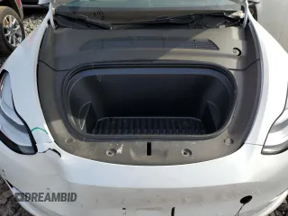 2022 Tesla Model Y Long Range with VIN 7SAYGDEE6NF454386, listed as a Copart auction lot 43506955 with 45,911 mi miles and Salvage Title. Bid and sale history available at DreamBid. Image 12.