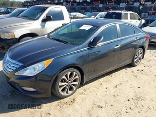 2013 Hyundai Sonata Limited with VIN 5NPEC4AB3DH587453, listed as a IAAI auction lot 41810797 with 145,387 mi miles and . Bid and sale history available at carsss.com. Image 2.
