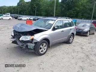 2011 Subaru Forester X z VIN JF2SHBBC7BH713665, wystawiony jako IAAI lot #42347723 z przebiegiem 193 414 mil mil oraz . Historia ofert i sprzedaży dostępna na DreamBid. Obrazek 2.