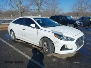 2018 Hyundai Sonata SE z VIN 5NPE24AF2JH684385, wystawiony jako IAAI lot #41354065 z przebiegiem 73 680 mil mil oraz . Historia ofert i sprzedaży dostępna na DreamBid. Obrazek 1.