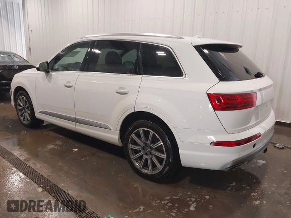 2018 Audi Q7 Prestige with VIN WA1VAAF76JD039452, listed as a IAAI auction lot 42246370 with 135,357 mi miles and . Bid and sale history available at DreamBid. Image 3.