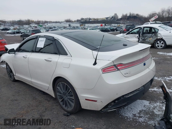 2014 Lincoln MKZ with VIN 3LN6L2J99ER819229, listed as a IAAI auction lot 41005075 with Not Provided miles. Bid and sale history available at carsss.com. Image 3.