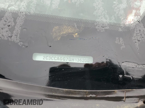 2016 Chrysler 300 S z VIN 2C3CCAGG7GH136200, wystawiony jako Copart lot #55071425 z przebiegiem Nie podano mil oraz Czysty tytuł • Clean title. Historia ofert i sprzedaży dostępna na DreamBid. Obrazek 12.
