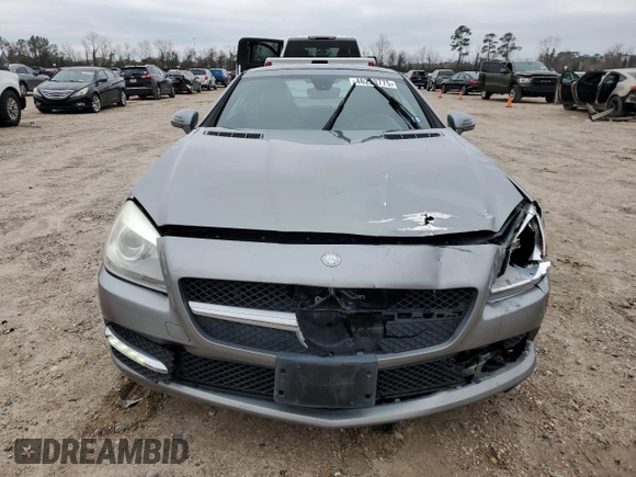 2014 Mercedes-Benz SLK 250 with VIN WDDPK4HA0EF091357, listed as a Copart auction lot 46293775 with 71,994 mi miles and Salvage title. Bid and sale history available at DreamBid. Image 5.