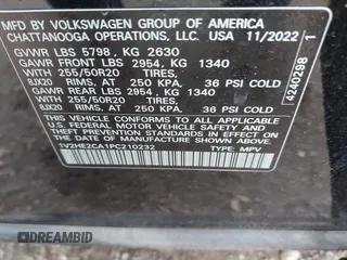 2023 Volkswagen Atlas SE z VIN 1V2HE2CA1PC210232, wystawiony jako IAAI lot #40966039 z przebiegiem 4 064 mil mil oraz . Historia ofert i sprzedaży dostępna na DreamBid. Obrazek 9.
