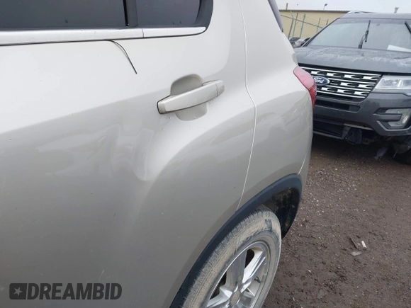 2016 Chevrolet Trax LT with VIN 3GNCJLSB6GL133148, listed as a IAAI auction lot 42196293 with Not Provided miles and . Bid and sale history available at DreamBid. Image 6.